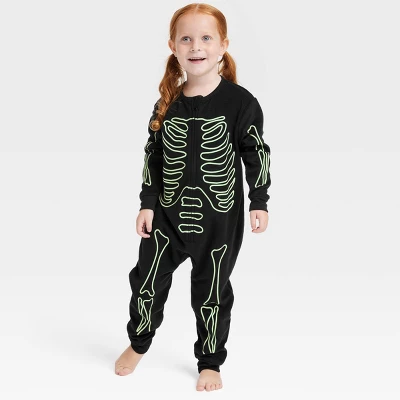 Toddler Glow-In-The-Dark Skeleton Halloween Matching Family Union Suit - Hyde And EEK! Boutique™ Black 4 Toddler Glow-In-The-Dark Skeleton Halloween Matching Family Union Suit - Hyde And EEK! Boutique™ Black - Image 4