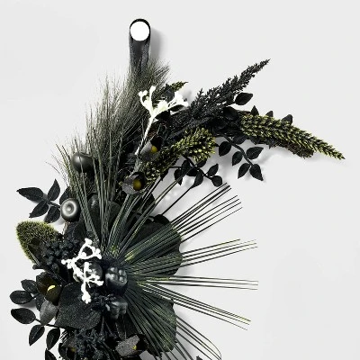 Faux Floral Moon Halloween Wreath - Hyde & EEK! Boutique™ 2 Faux Floral Moon Halloween Wreath - Hyde & EEK! Boutique™ - Image 2